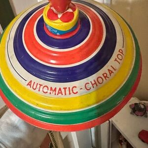 Colorful Automatic Choral Top
